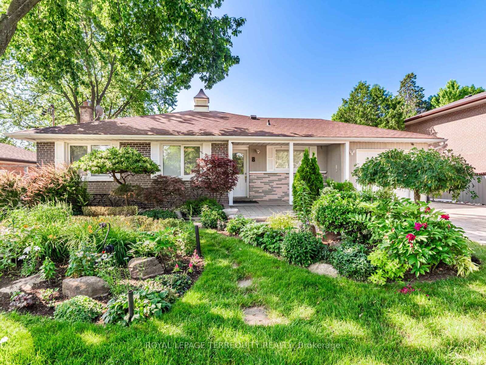 8-lincoln-green-drive-markham-ontario-n12241827
