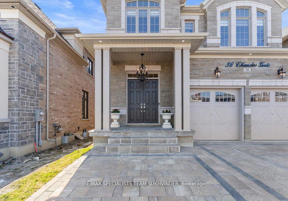 36-chandos-gate-vaughan-ontario-n12242013