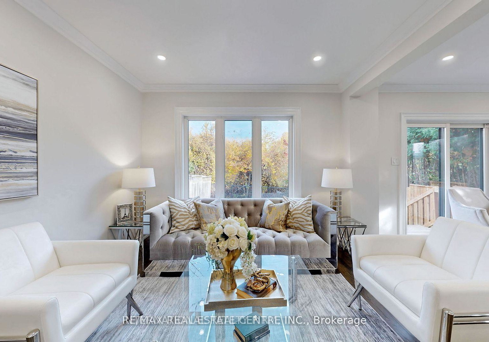 69-bayswater-avenue-richmond-hill-ontario-n12242205