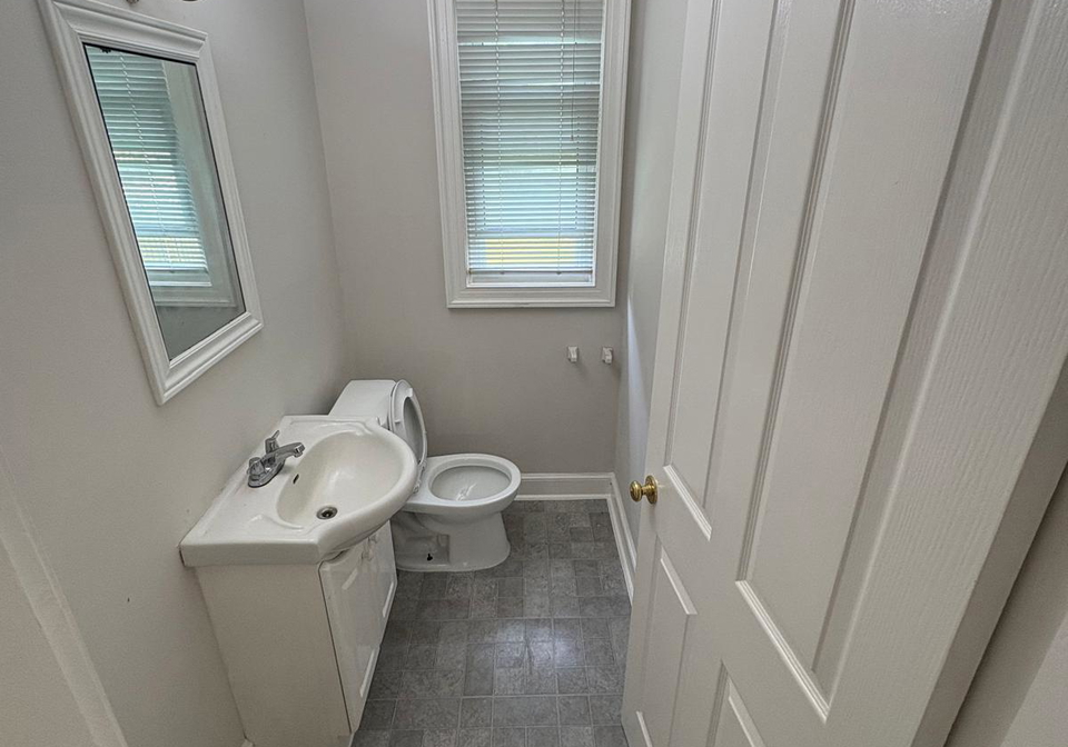 20236-leslie-street-east-gwillimbury-ontario-n12242311