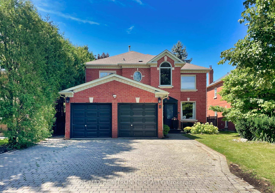 4-theobalds-circle-richmond-hill-ontario-n12242338
