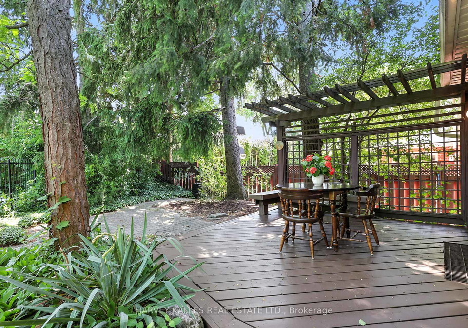 15-woolsthorpe-crescent-markham-ontario-n12243200