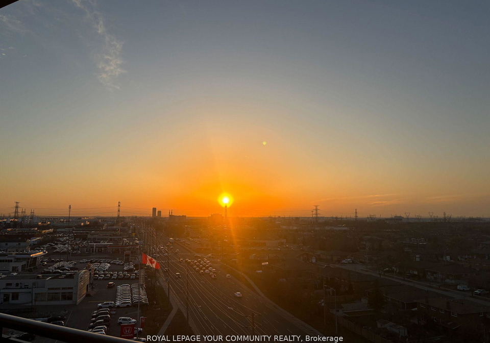 12-woodstream-boulevard-vaughan-ontario-n12243648
