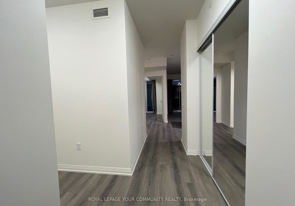 9000-jane-street-vaughan-ontario-n12243760