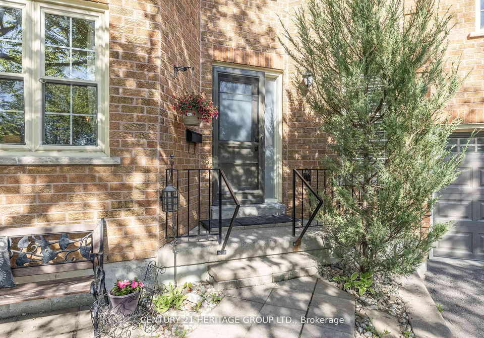 108-ashley-place-aurora-ontario-n12243904