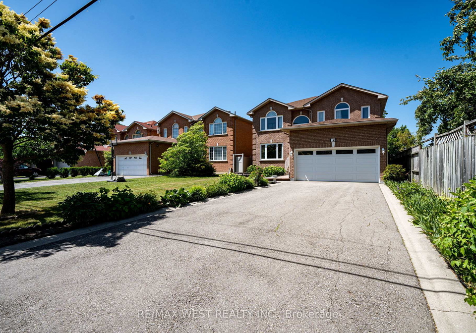 16-oak-avenue-n-richmond-hill-ontario-n12244132