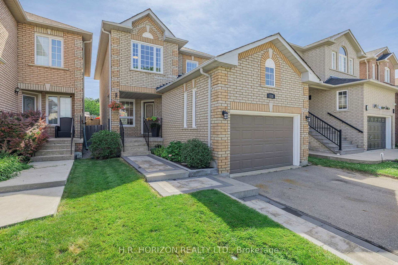 111-longview-drive-bradford-west-gwillimbury-ontario-n12244370