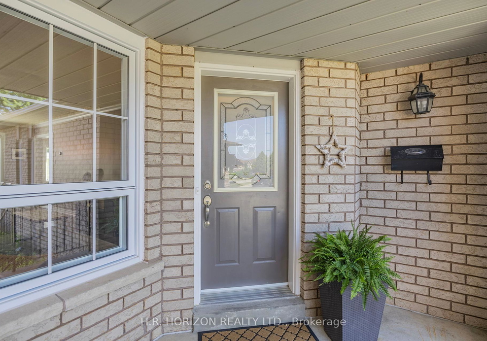 111-longview-drive-bradford-west-gwillimbury-ontario-n12244370