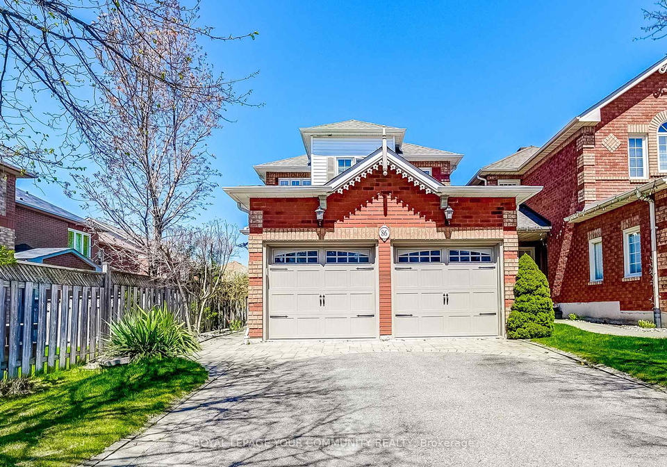 86-downey-circle-aurora-ontario-n12244473