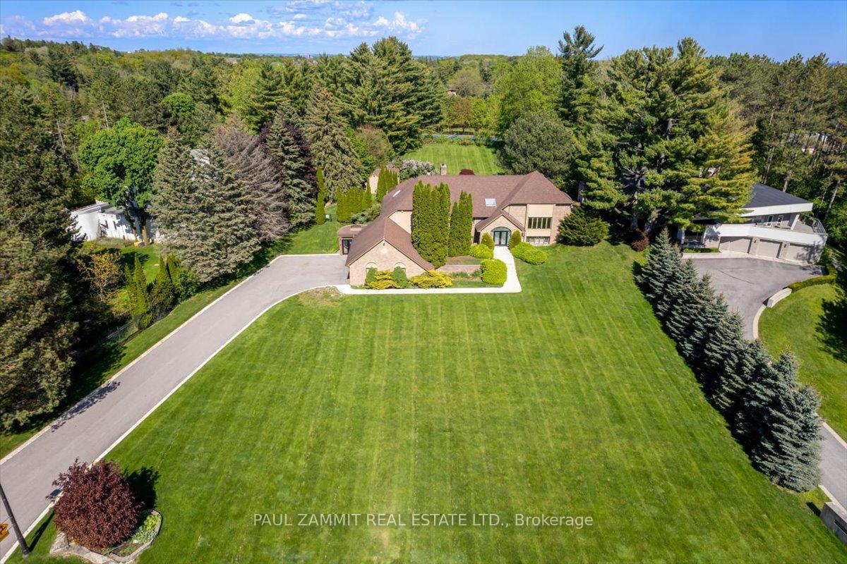 391-woodland-acres-crescent-vaughan-ontario-n12247038