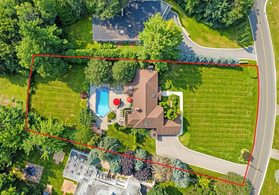 391-woodland-acres-crescent-vaughan-ontario-n12247038