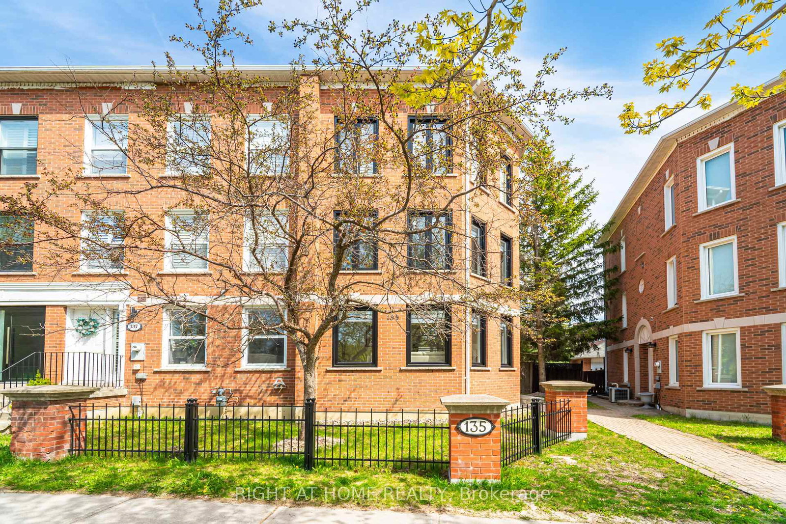 135-john-west-way-aurora-ontario-n12248722