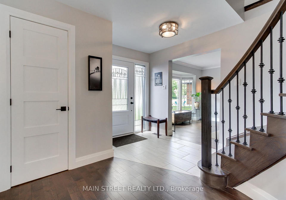 52-tribbling-crescent-aurora-ontario-n12249100