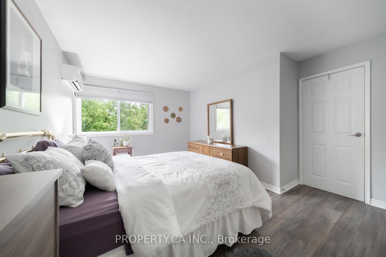 325-milestone-crescent-aurora-ontario-n12249494