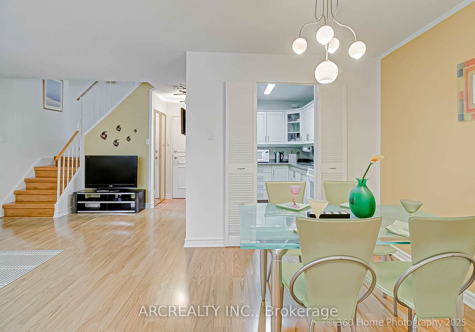 16-b-elgin-street-markham-ontario-n12249600