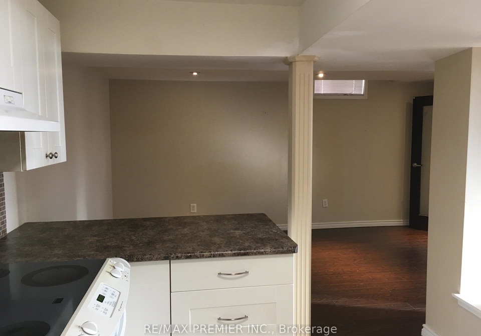400-dixon-boulevard-newmarket-ontario-n12250171