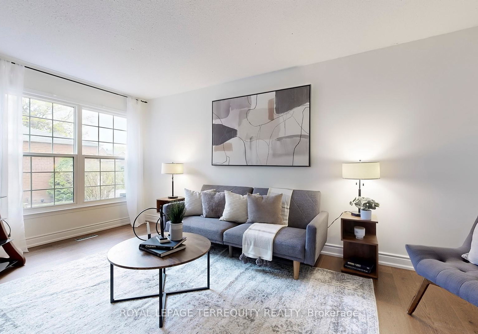 8-couperthwaite-crescent-markham-ontario-n12250721