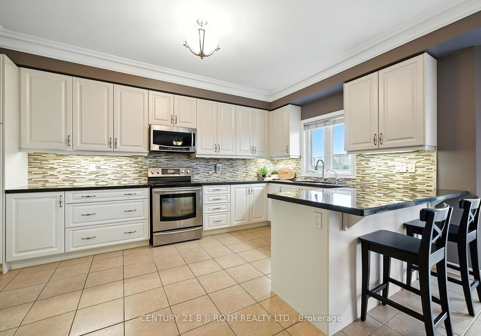 71-nelkydd-lane-uxbridge-ontario-n12251209