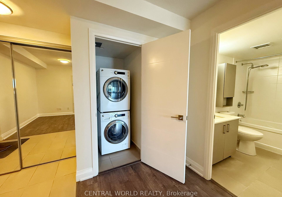 18-uptown-drive-markham-ontario-n12251257