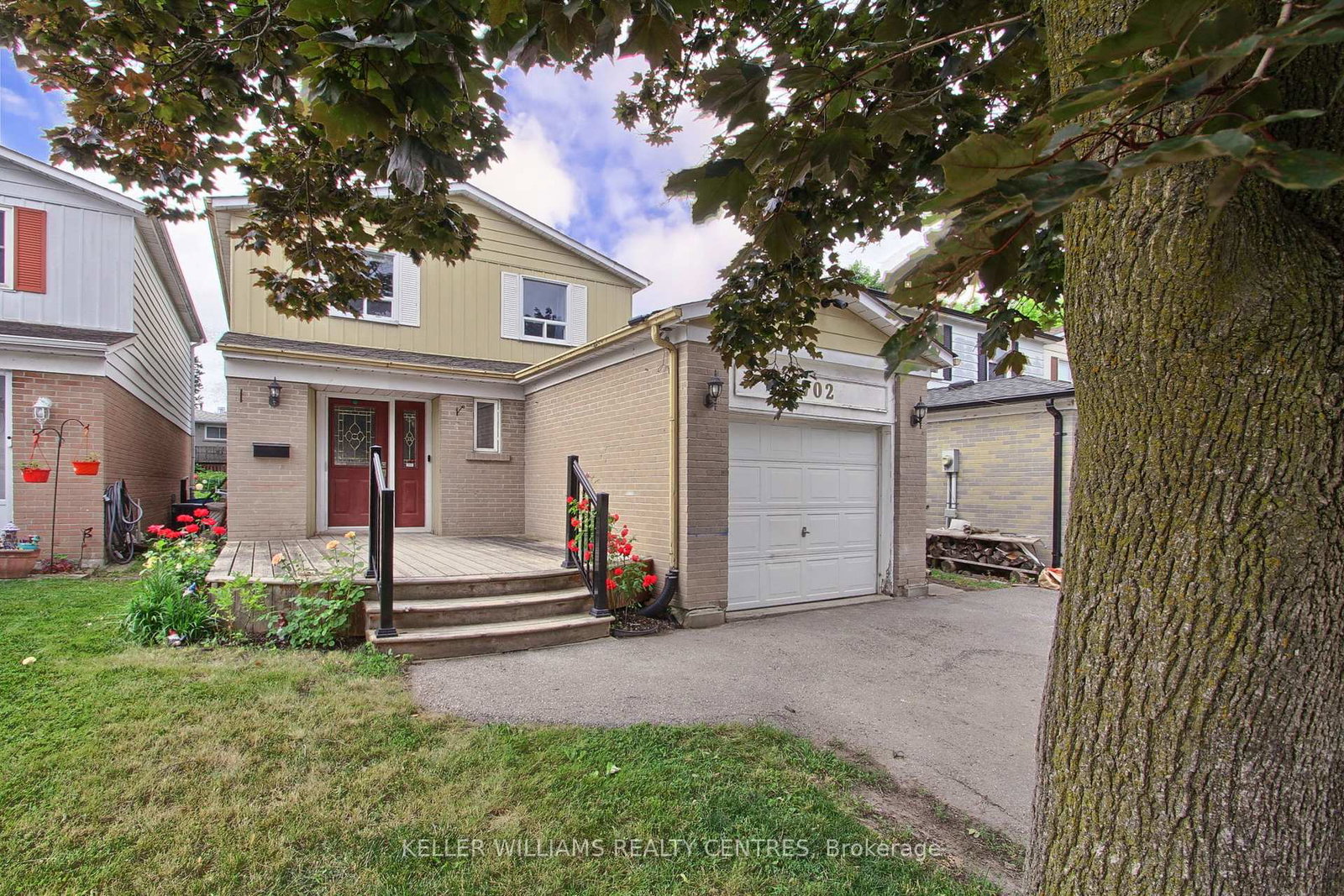 702-jackson-court-newmarket-ontario-n12251453