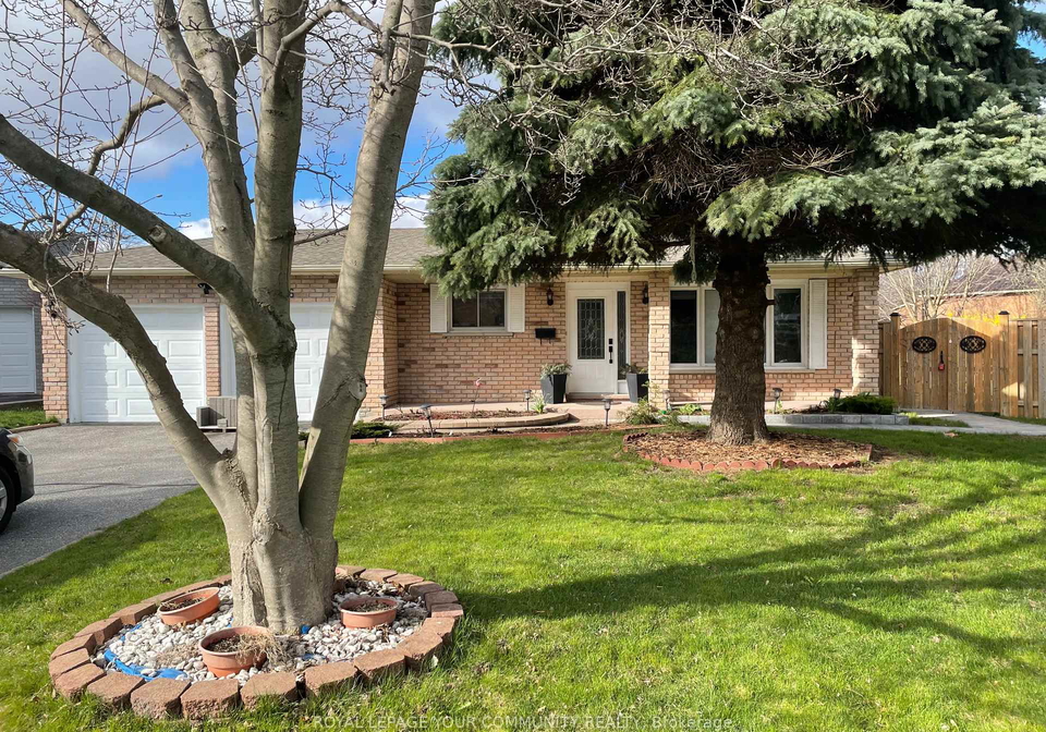 96-cardinal-crescent-newmarket-ontario-n12252384