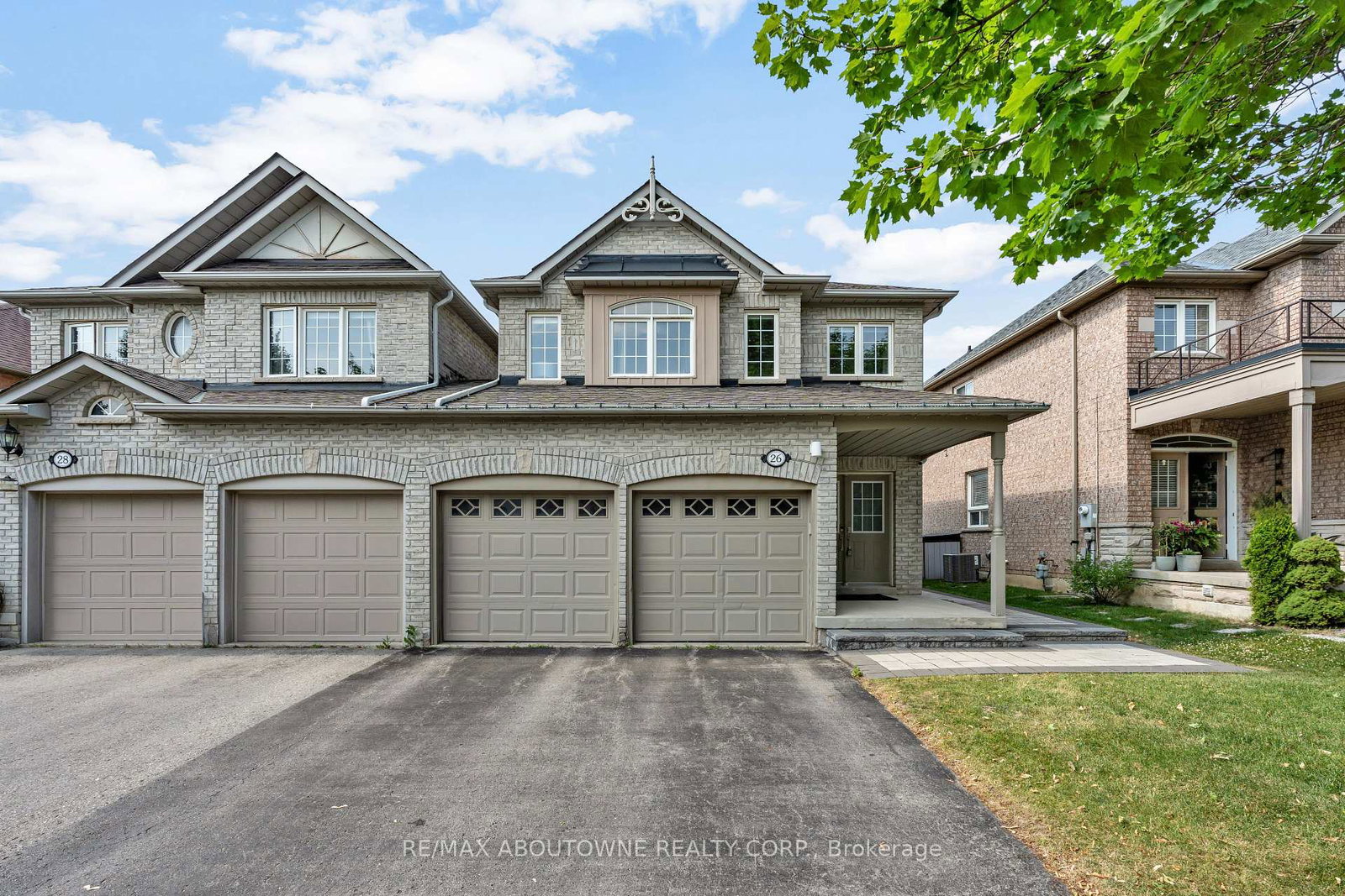 26-starr-crescent-aurora-ontario-n12252441