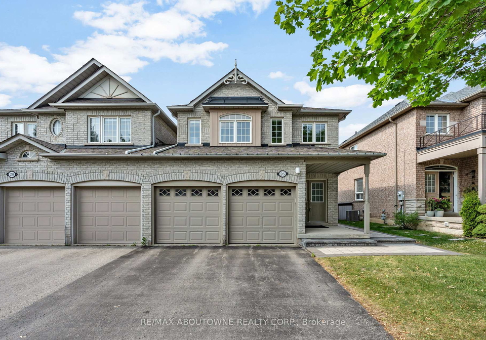 26-starr-crescent-aurora-ontario-n12252441