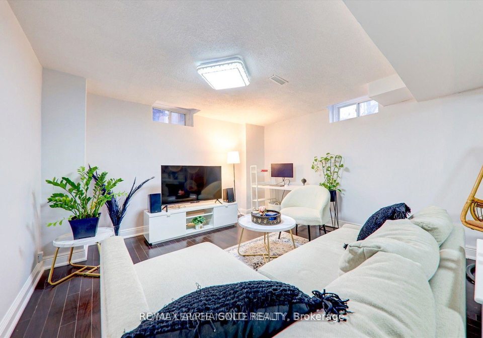 223-sophia-road-markham-ontario-n12252535