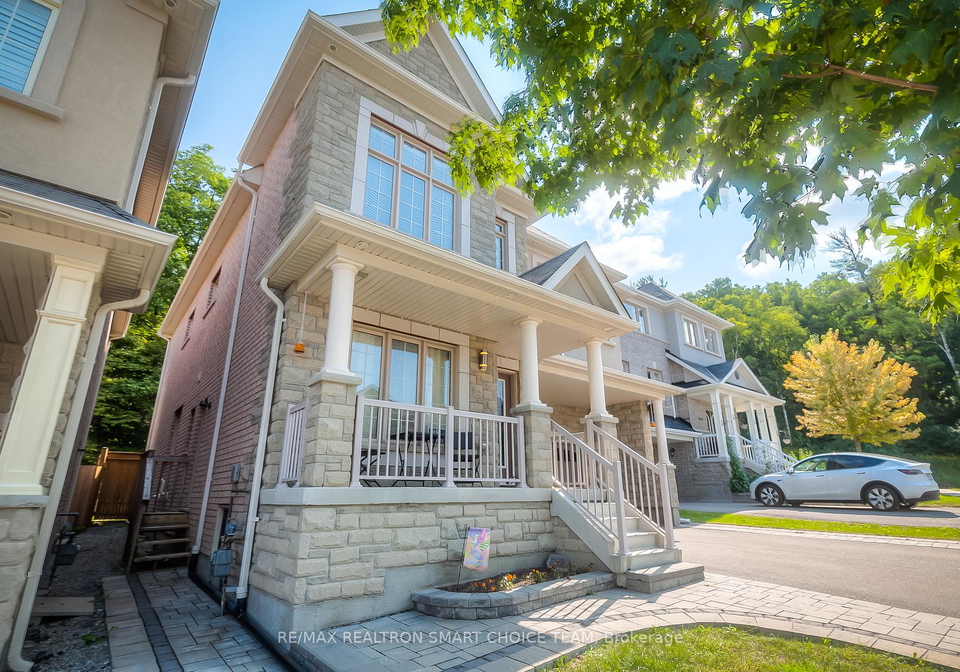 243-gord-clelland-gate-newmarket-ontario-n12253670