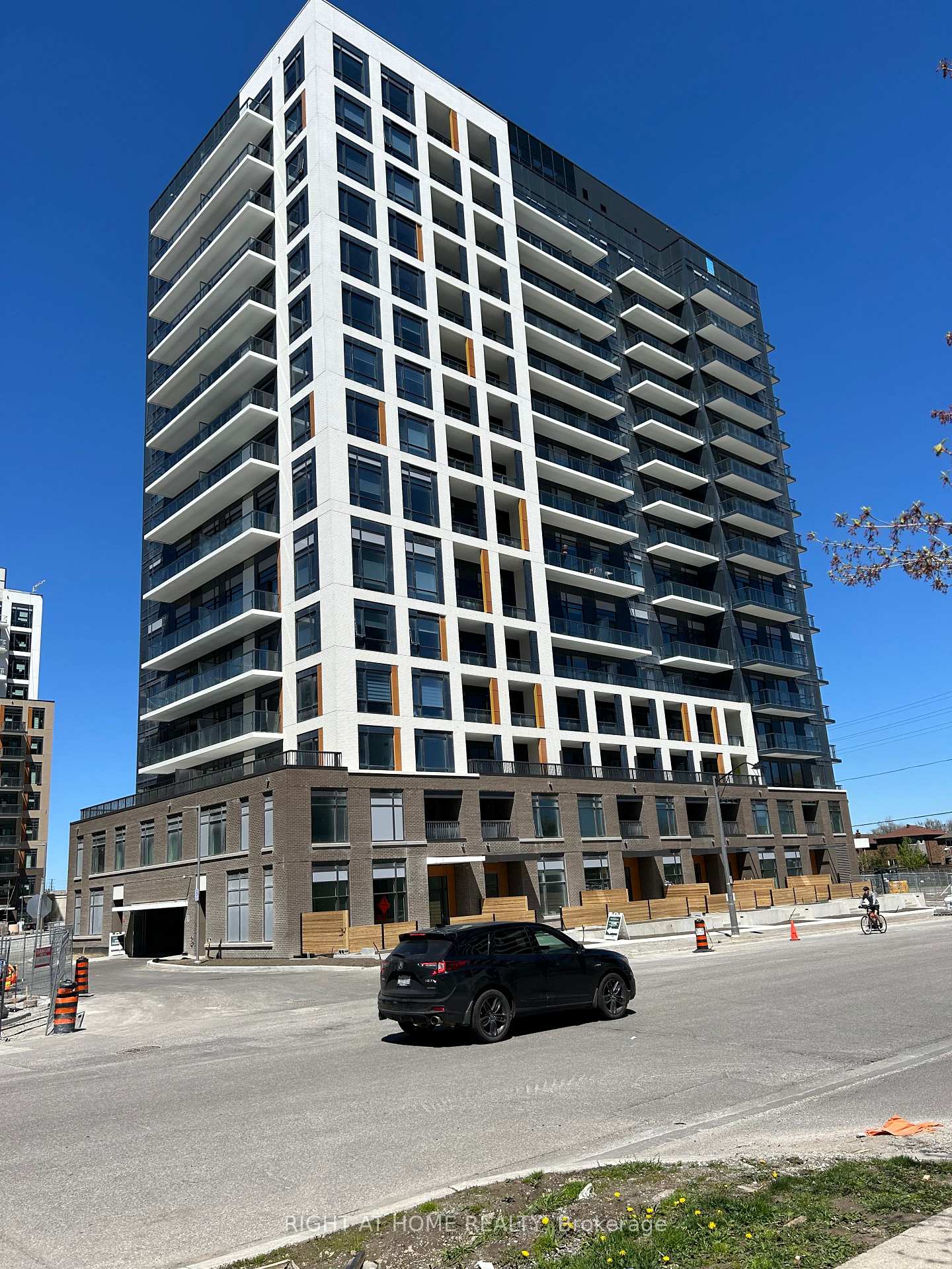 7950-bathurst-street-vaughan-ontario-n12254238