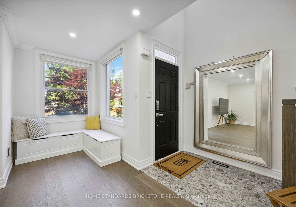 135-brownstone-circle-vaughan-ontario-n12254459