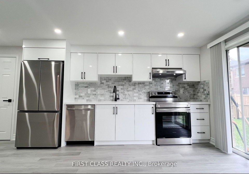 8-eastgrove-square-east-gwillimbury-ontario-n12254907