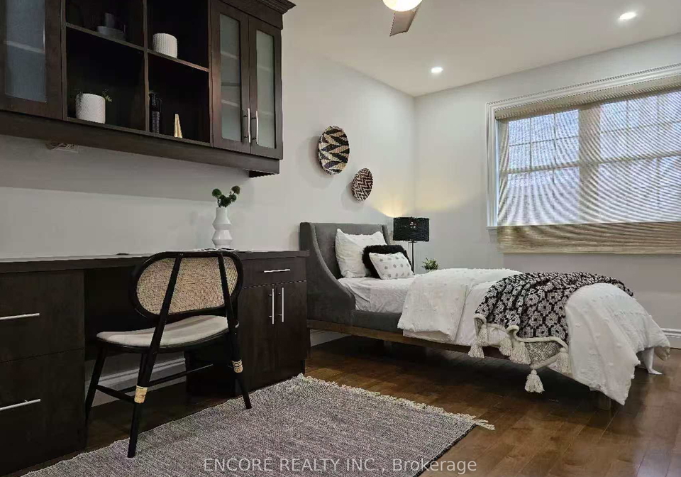 215-rosemar-gardens-richmond-hill-ontario-n12255027