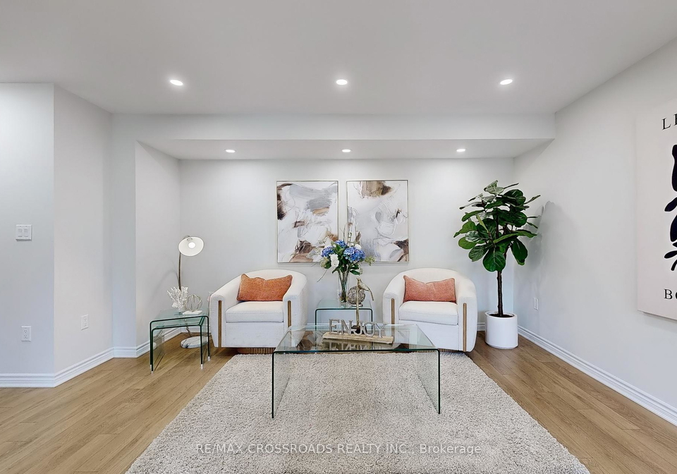 90-minlow-way-aurora-ontario-n12255425