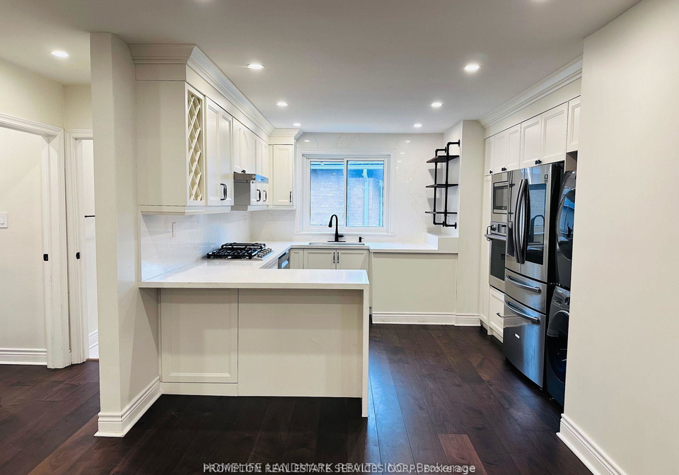 302-skopit-road-richmond-hill-ontario-n12256511