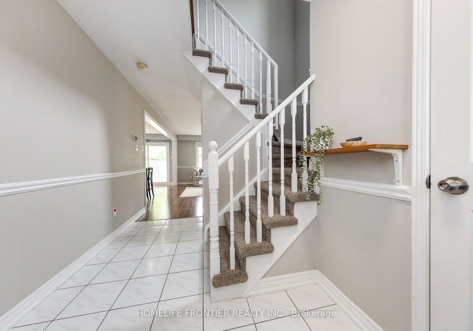 60-carron-avenue-vaughan-ontario-n12256537