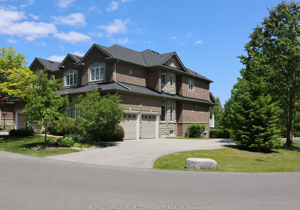 2-stonecliffe-crescent-aurora-ontario-n12257461