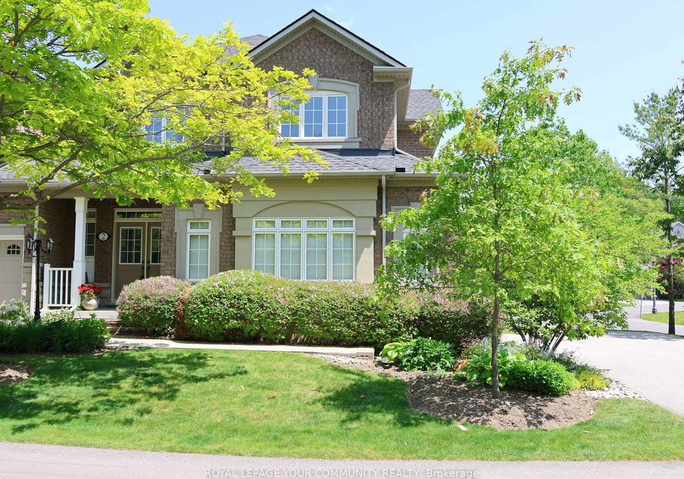 2-stonecliffe-crescent-aurora-ontario-n12257461