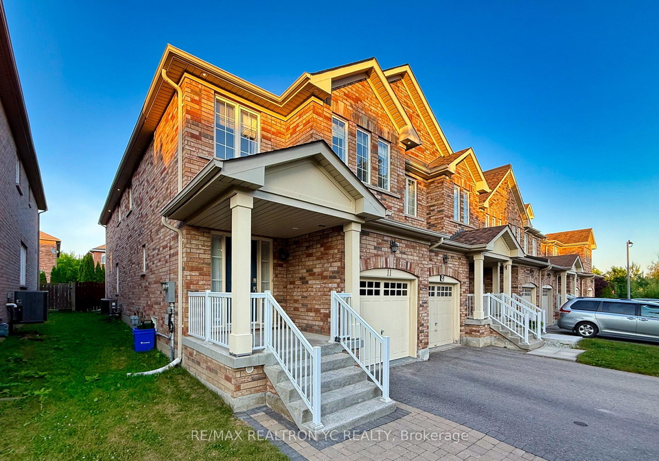 11-carrier-crescent-vaughan-ontario-n12257970