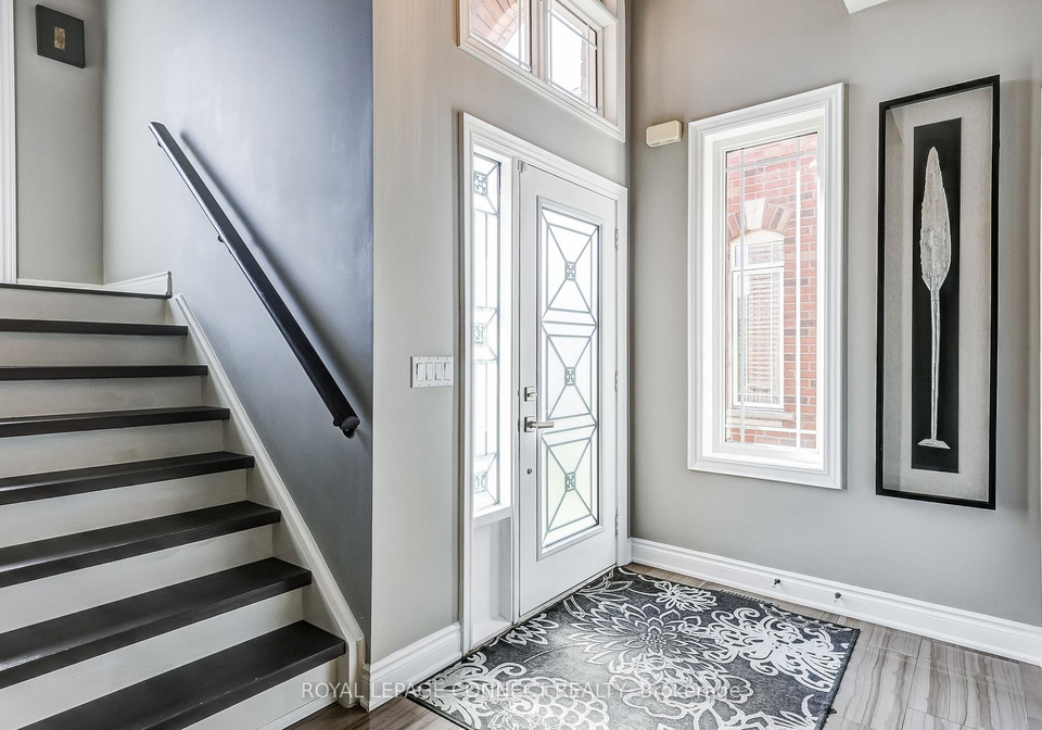 27-inverhuron-street-richmond-hill-ontario-n12258045