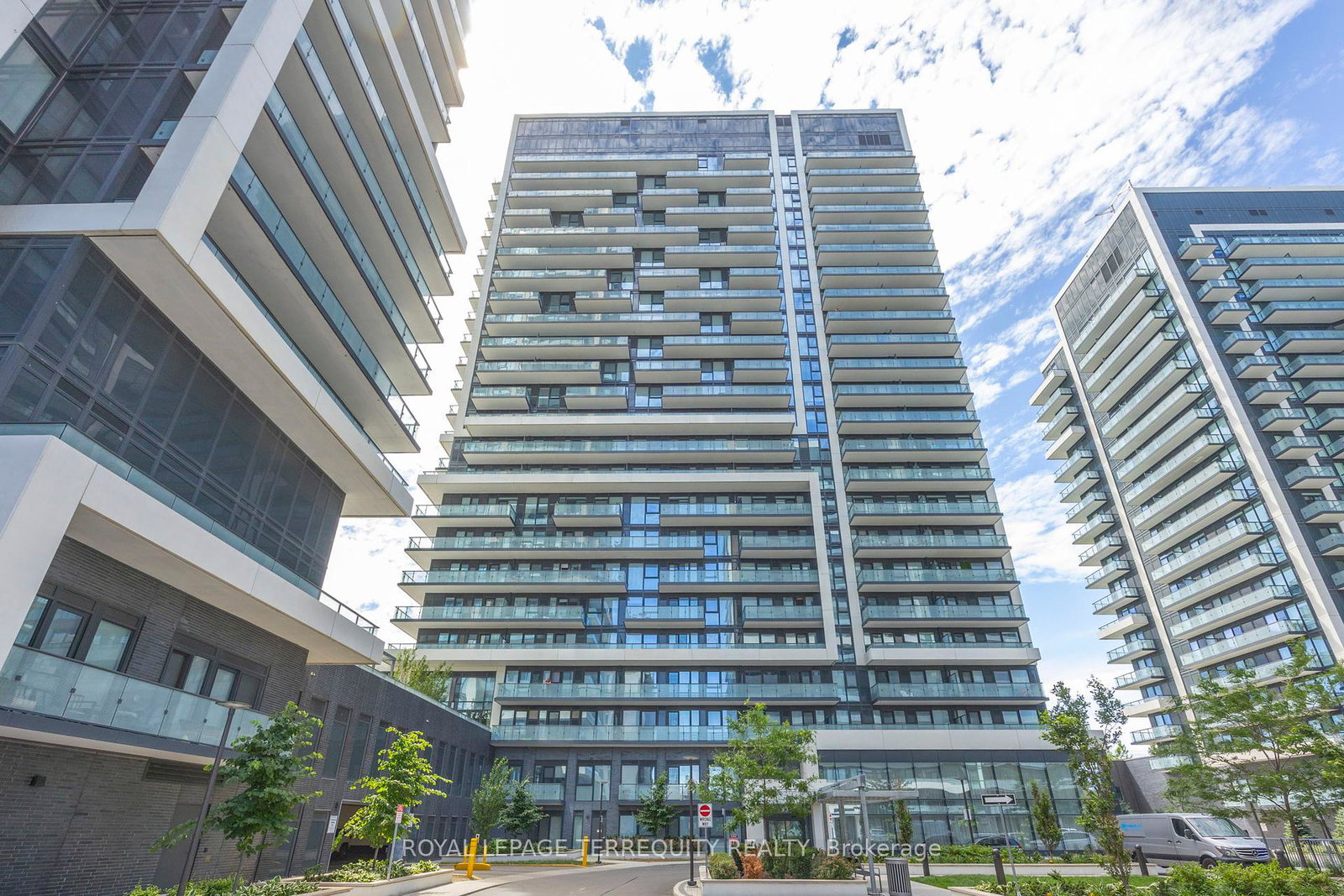 95-oneida-crescent-richmond-hill-ontario-n12258836