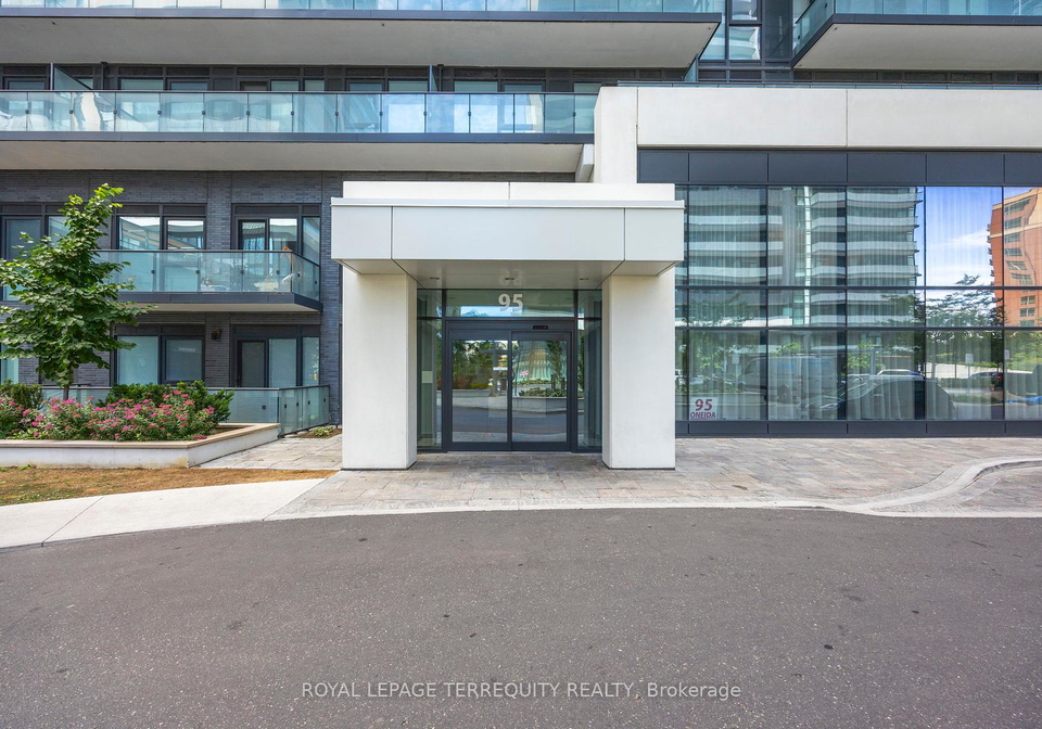 95-oneida-crescent-richmond-hill-ontario-n12258836