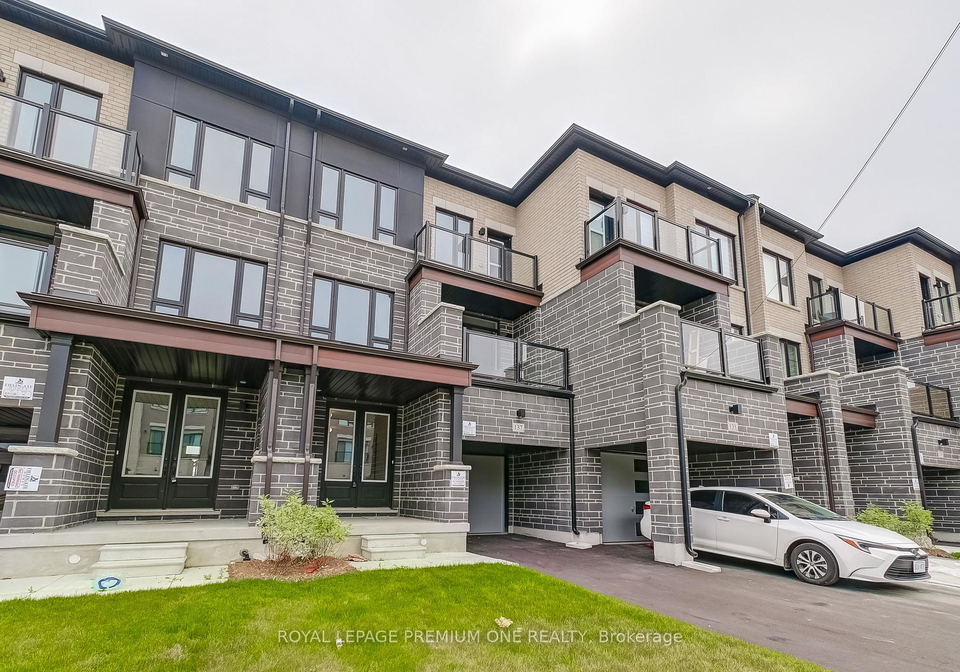 137-tennant-circle-e-vaughan-ontario-n12258907