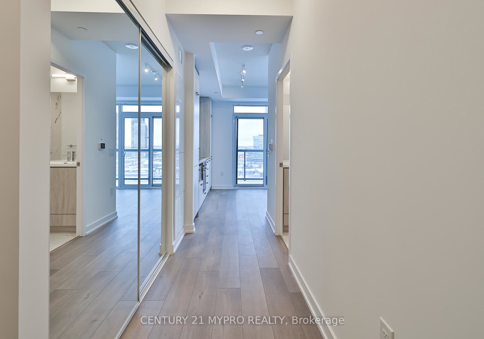 10-honeycrisp-crescent-vaughan-ontario-n12259021