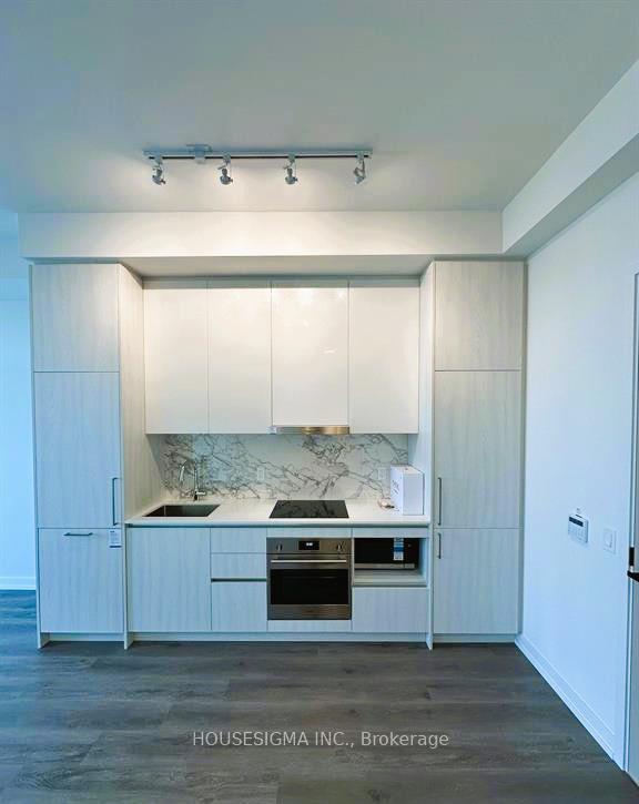 225-commerce-street-vaughan-ontario-n12259209