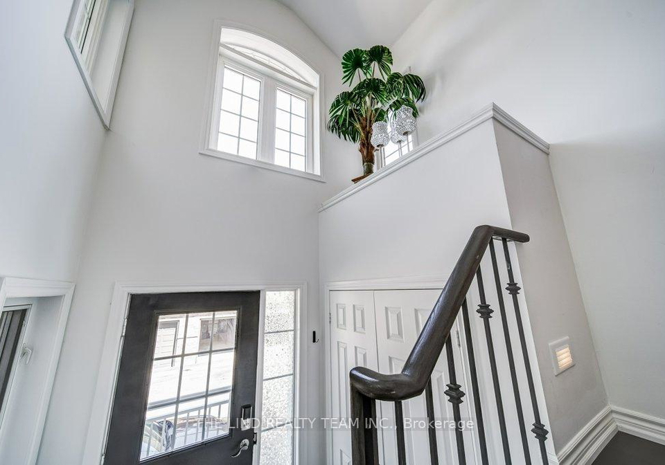 520-silken-laumann-drive-newmarket-ontario-n12259470