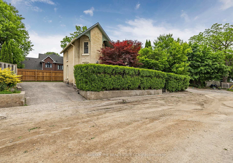 411-millard-avenue-newmarket-ontario-n12259493