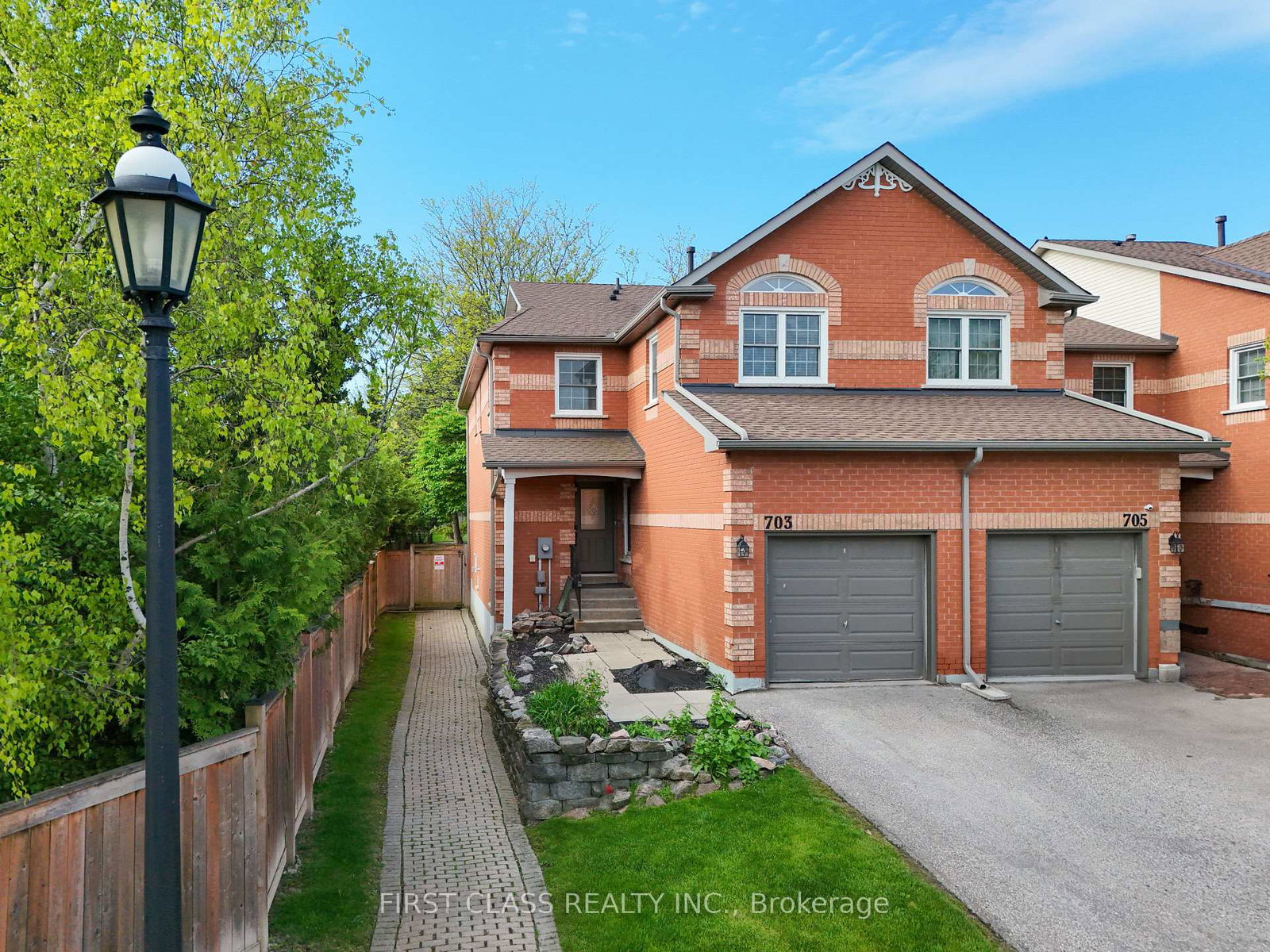 703-caradonna-crescent-newmarket-ontario-n12259529
