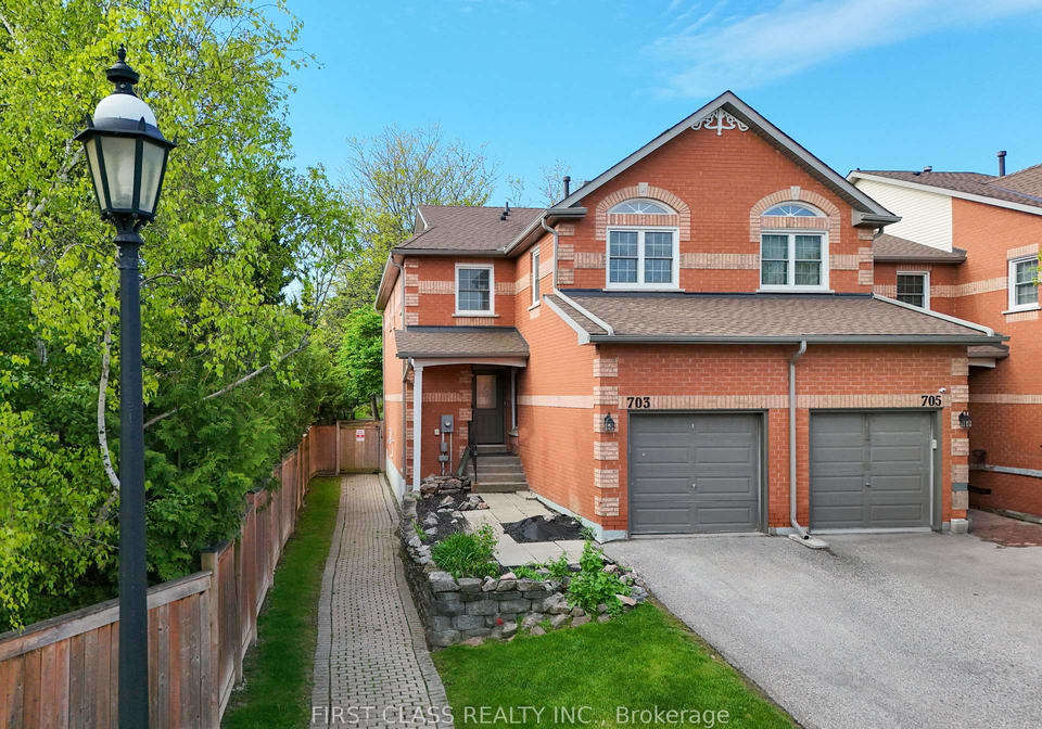 703-caradonna-crescent-newmarket-ontario-n12259529