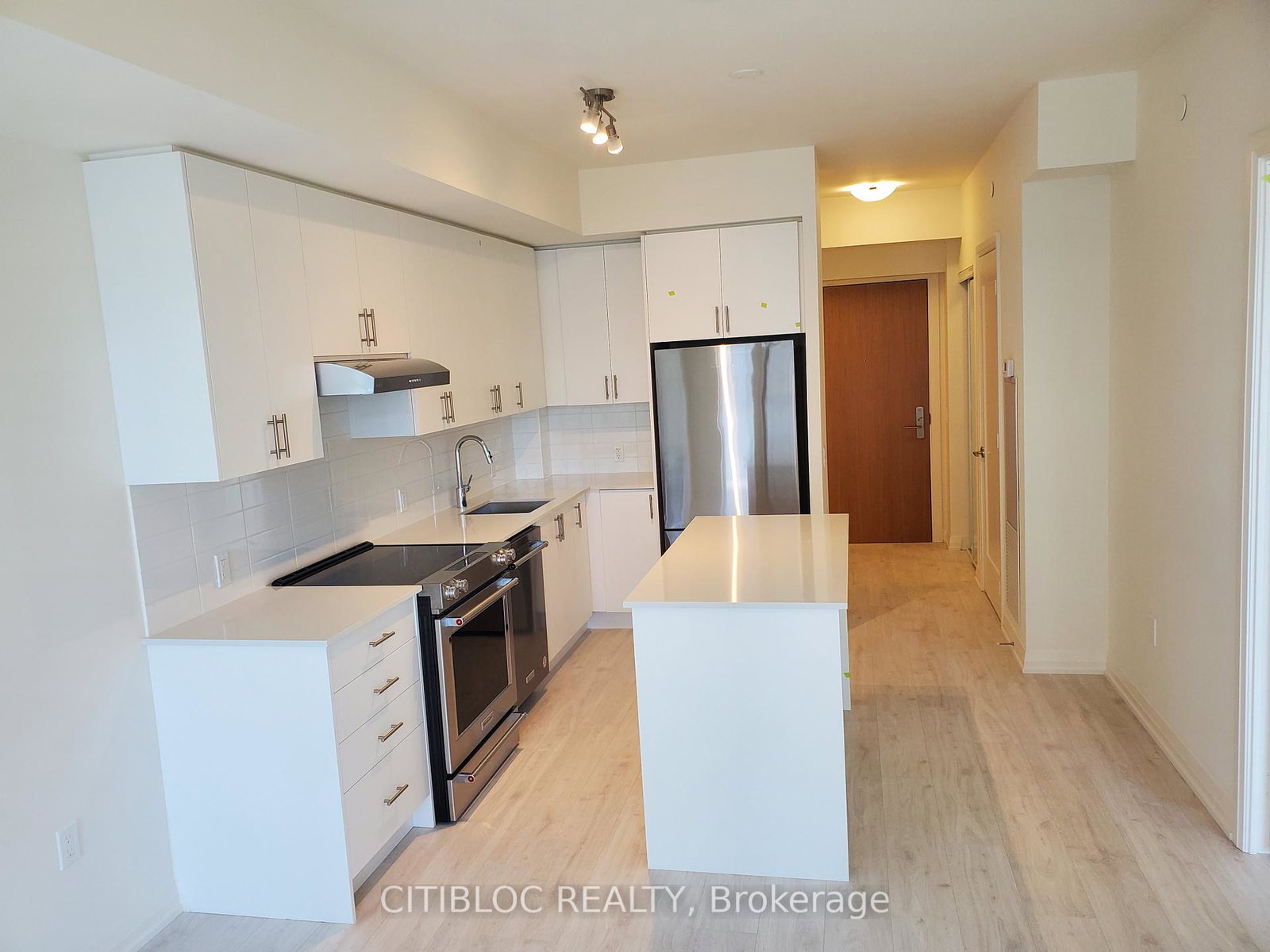 8960-jane-street-vaughan-ontario-n12259677